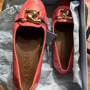 AEROSOLES Women's Coral Loafers with Gold Accent